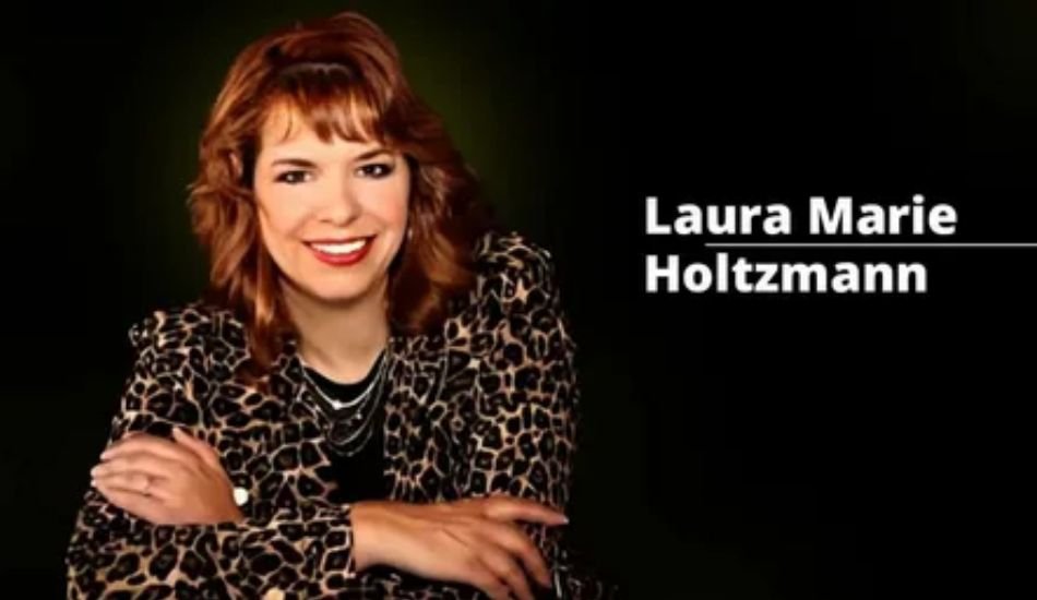 Laura Marie Holtzmann portrait